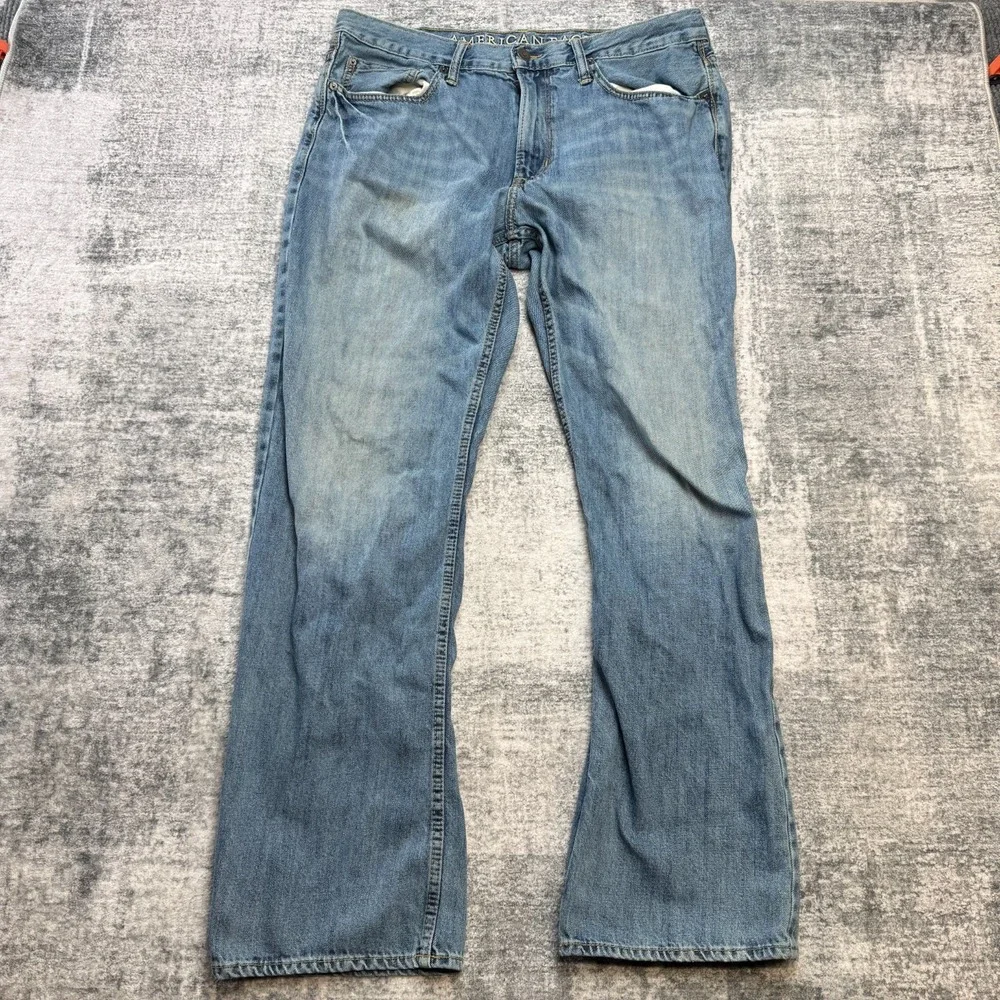 American Eagle Jeans Mens 36x34 Relaxed Straight Faded Blue Denim Casual Chore